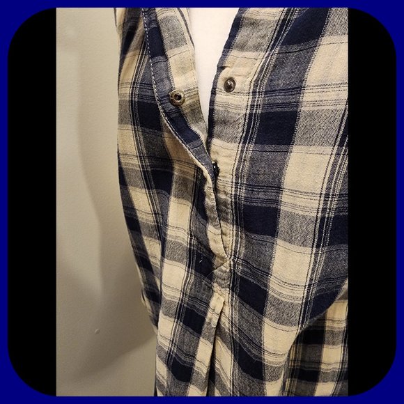 CALIFORNIA MOONRISE || Collared Relaxed Fit Pullover Top (SIZE M) - Picture 7 of 10